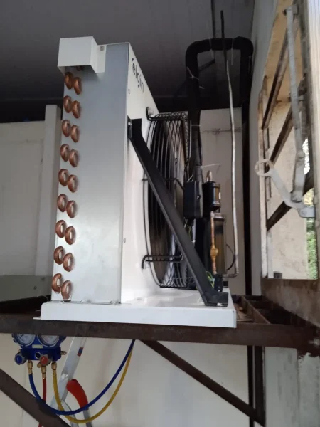 Sistema de refrigeração comercial